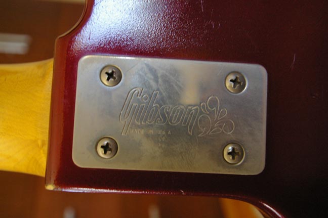 Gibson Victory Bass